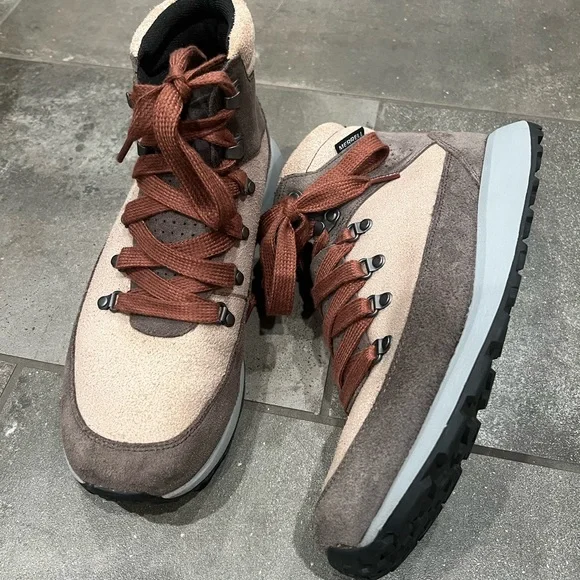 Merrell - Picture 4 of 10